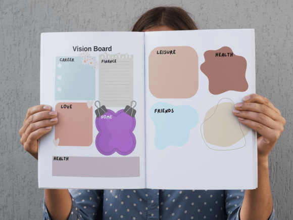 2025-vision-board-planner-canva-template-https://www.creativefabrica.com/wp-content/uploads/2024/08/27/2025-Vision-Board-Planner-Canva-Template-Graphics-104706317-6-580x435.png